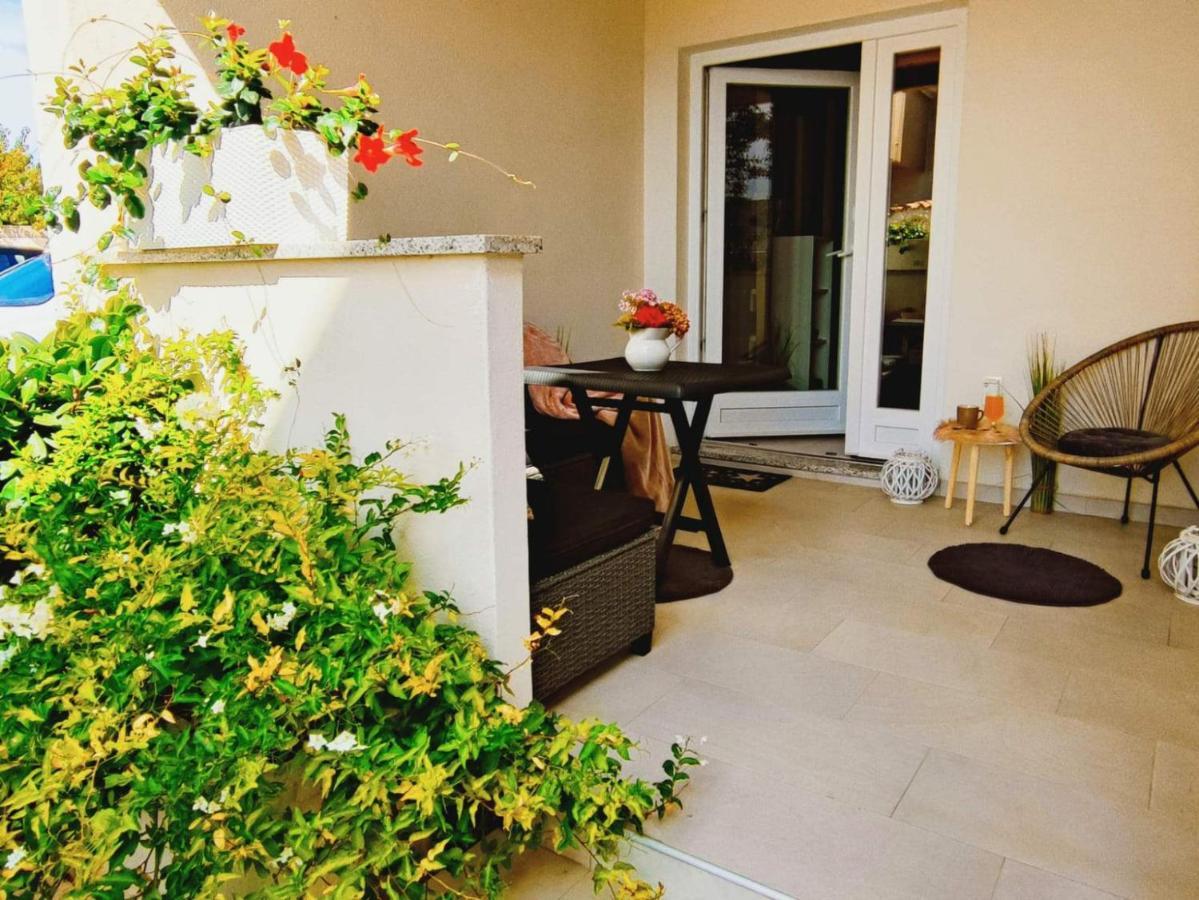 Apartments Alisa Brodarica  Ngoại thất bức ảnh